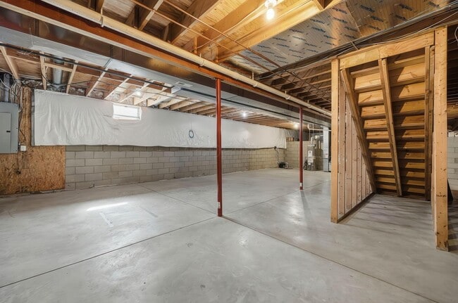 Building Photo - 1155 S Three B's & K Rd