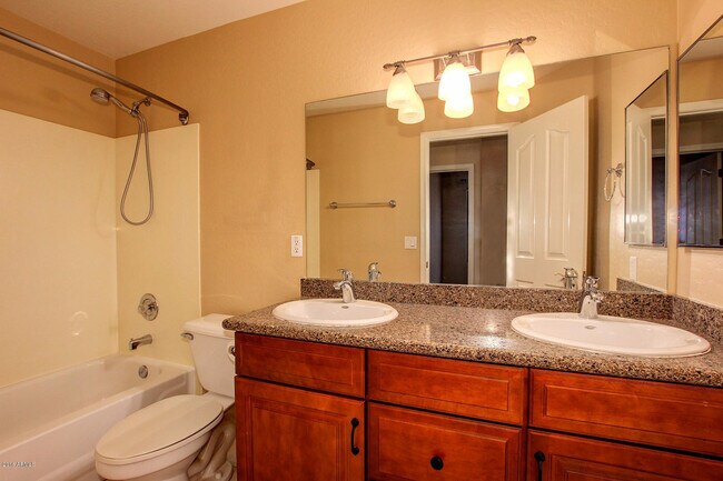 Building Photo - 10511 E Morning Star Dr