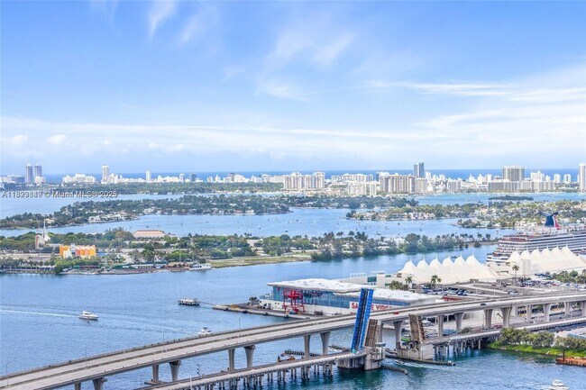 Building Photo - 244 Biscayne Blvd