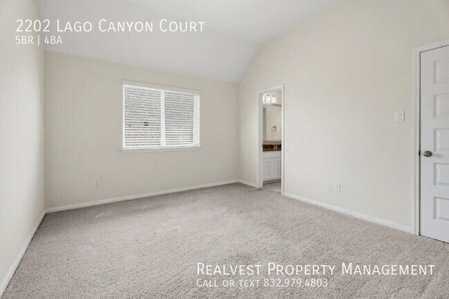 Building Photo - 2202 Lago Canyon Ct