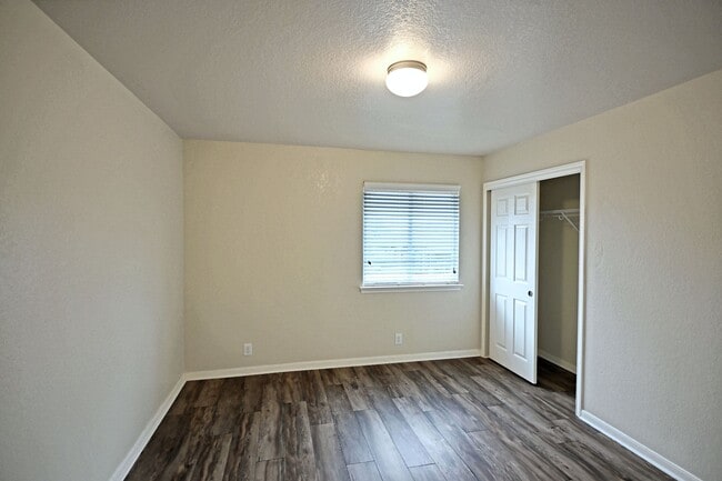 Building Photo - 934 Avery Pkwy