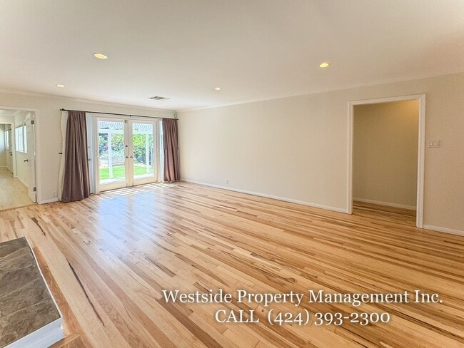 Building Photo - 846 Stanford St