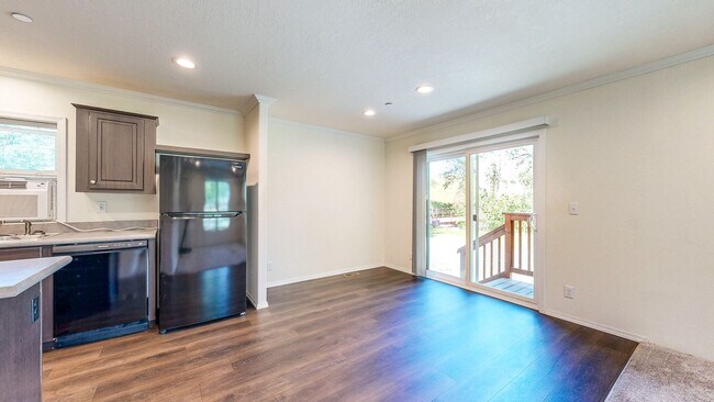 Building Photo - 5326 Briggs Ranch Rd