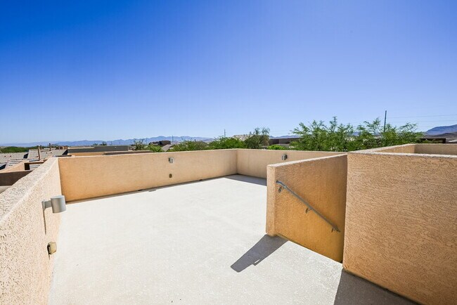 Building Photo - 8962 Harmony Hall Ave