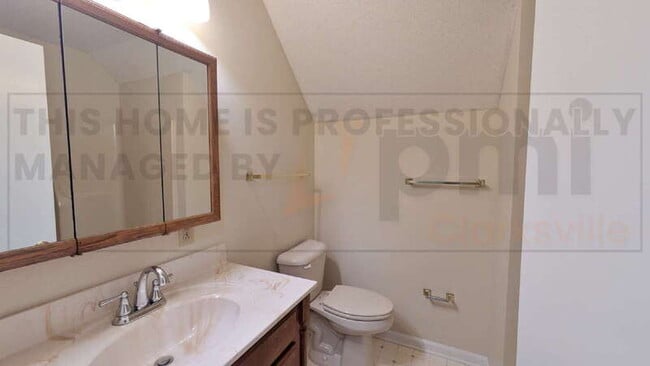 Building Photo - 3388 Oak Park Dr