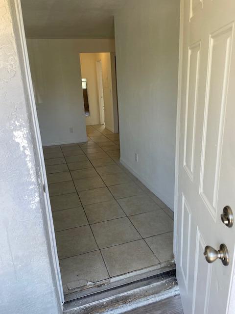 Building Photo - 2322 Stone St