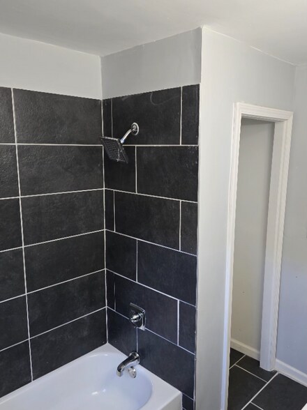 Building Photo - 1040 Polk St