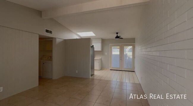 Building Photo - 2644 N 46th St