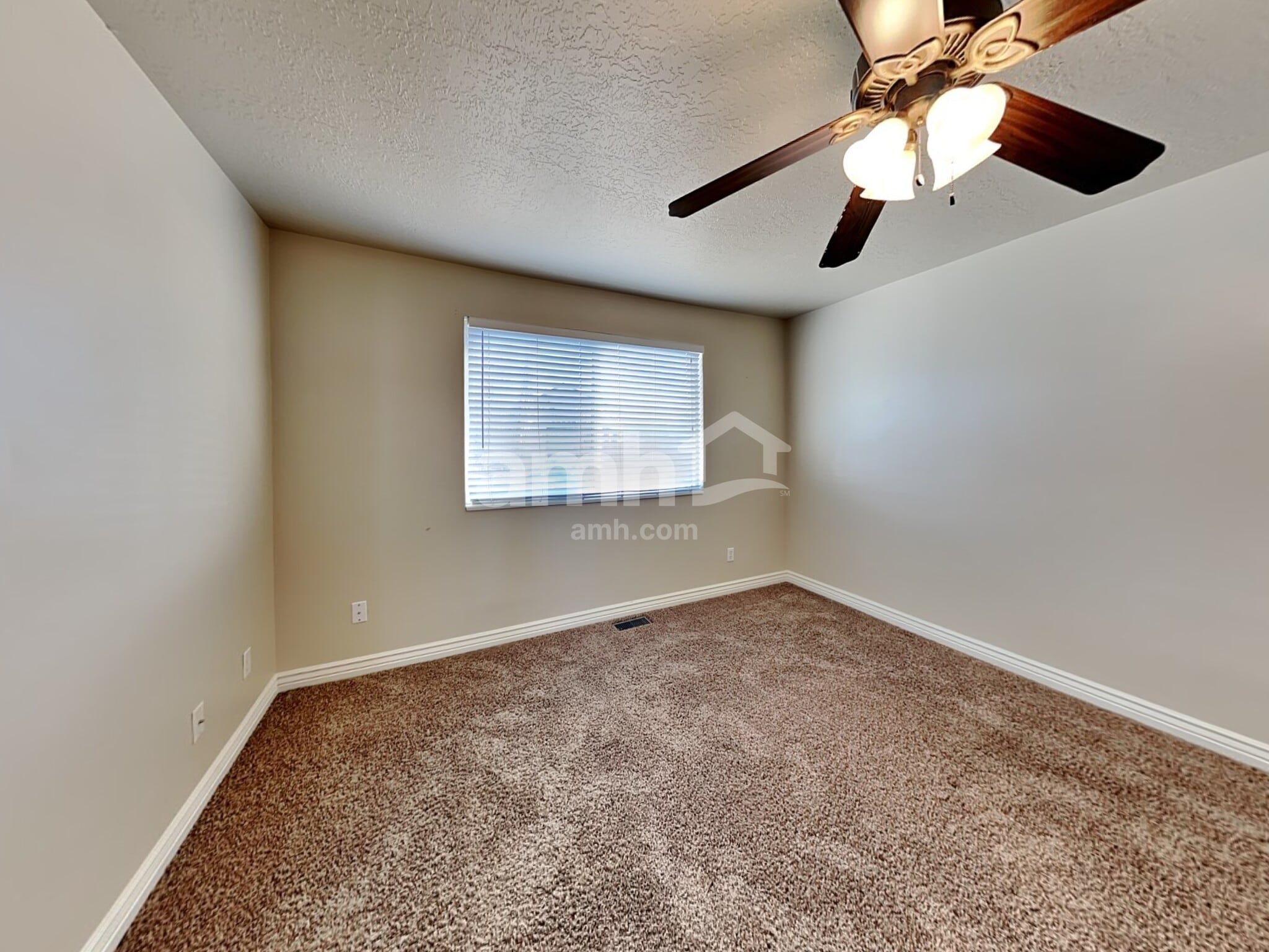 Building Photo - 2169 1520 N