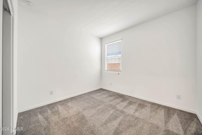 Building Photo - 8830 W Pasadena Ave