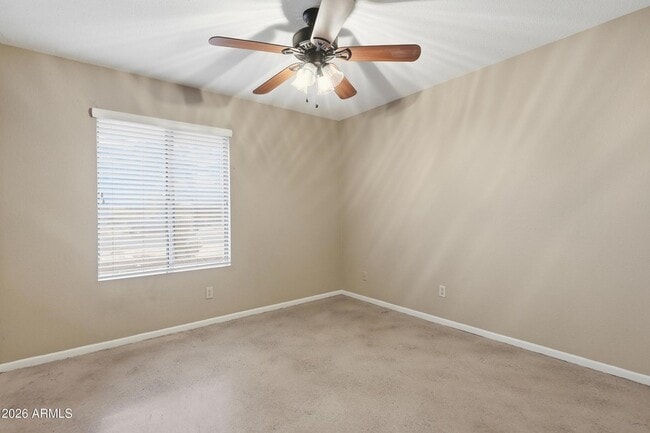 Building Photo - 620 S Essex Ln