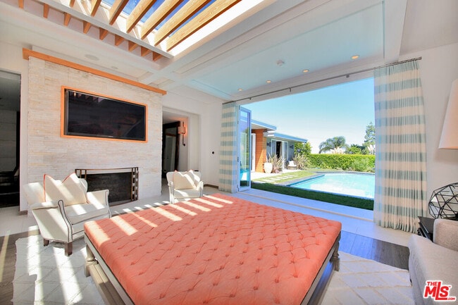 Building Photo - 3054 Elvido Dr