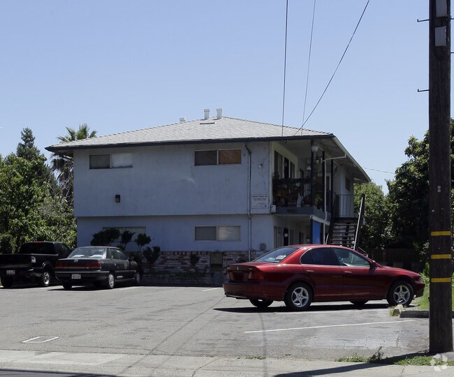 631633 Cummins Way 631633 Cummins Way West Sacramento CA 95605