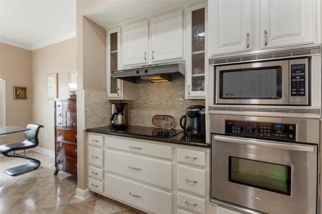 Building Photo - 457 Mariners Dr