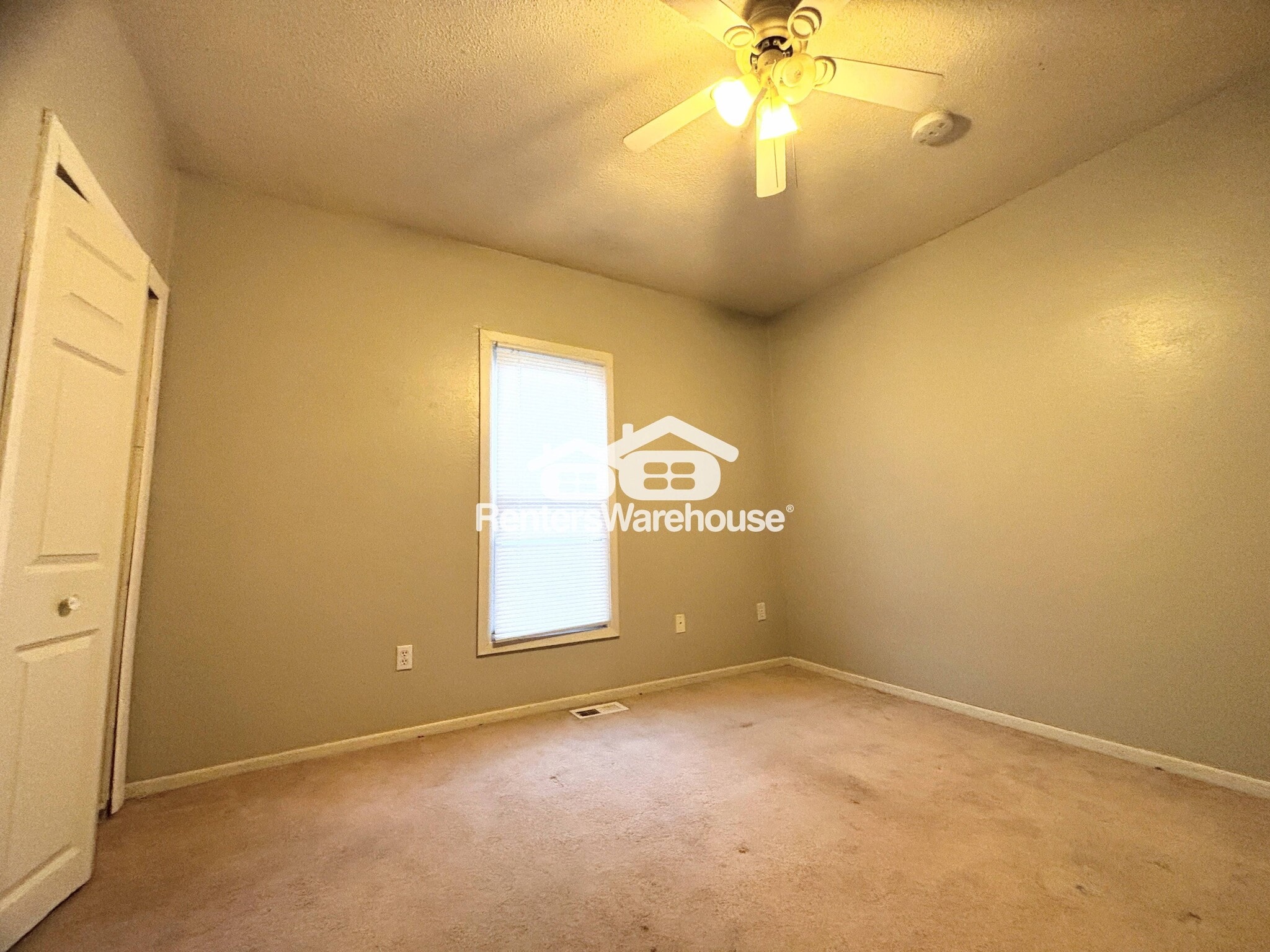 Building Photo - 409 2nd St