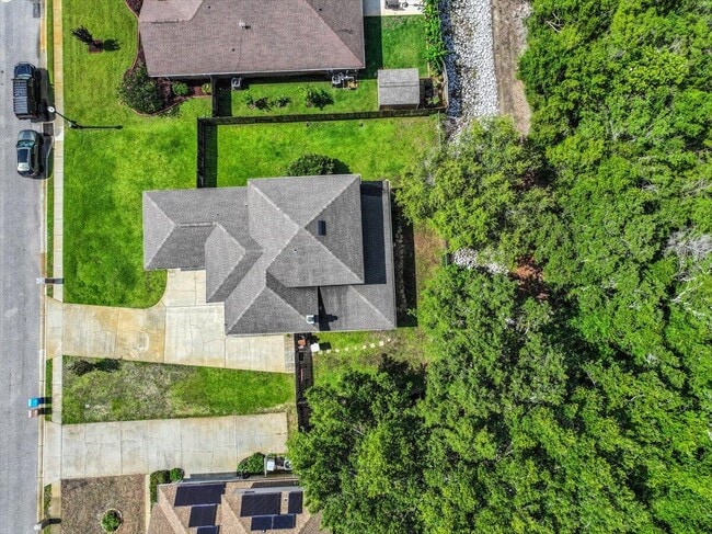 Building Photo - 1805 Brooke Beach Dr