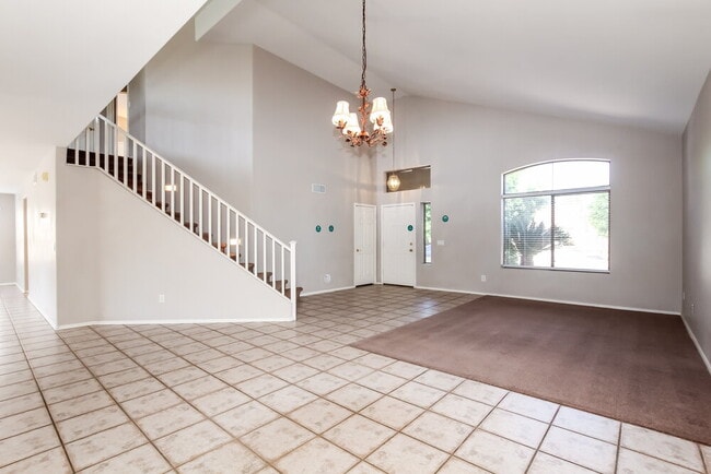 Building Photo - 16186 N 158th Dr