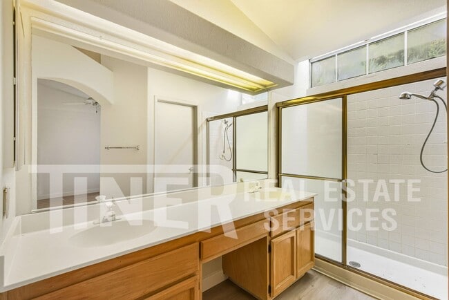 Building Photo - 8948 Warmsprings St