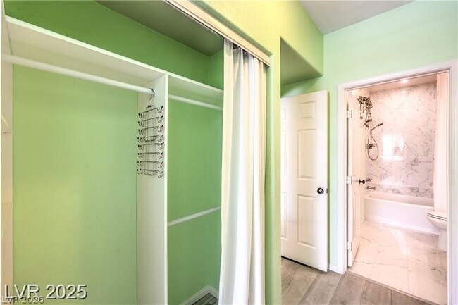 Building Photo - 7167 S Durango Dr