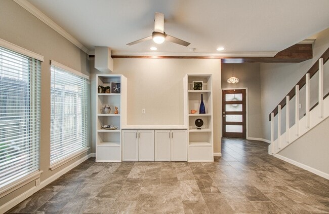 Building Photo - 12625 Memorial Dr