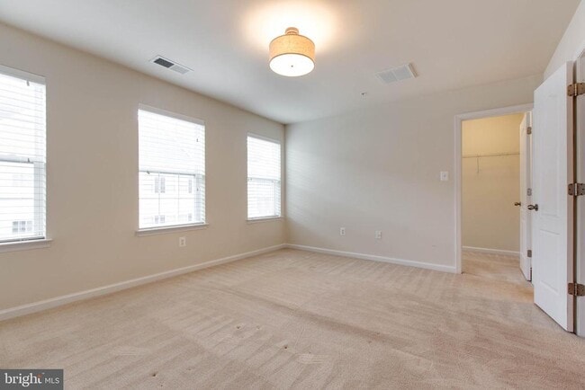 Building Photo - 7048 Foxton Way