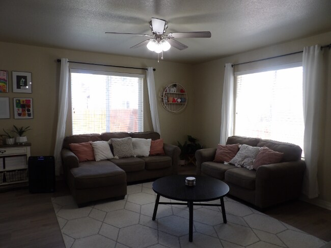 Building Photo - 6343 Wallowing Way