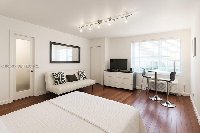 Building Photo - 420 15th St