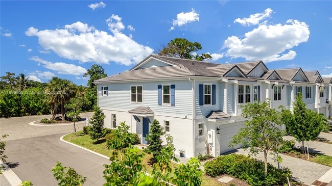 Primary Photo - 241 Preserve Trl N