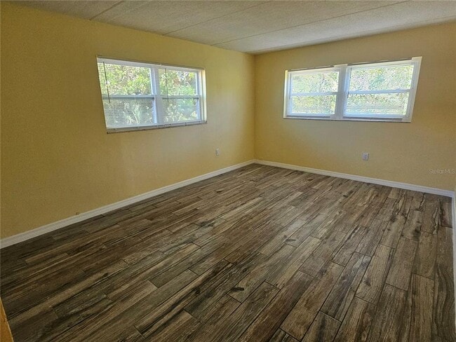 Building Photo - 2045 Alpine Rd