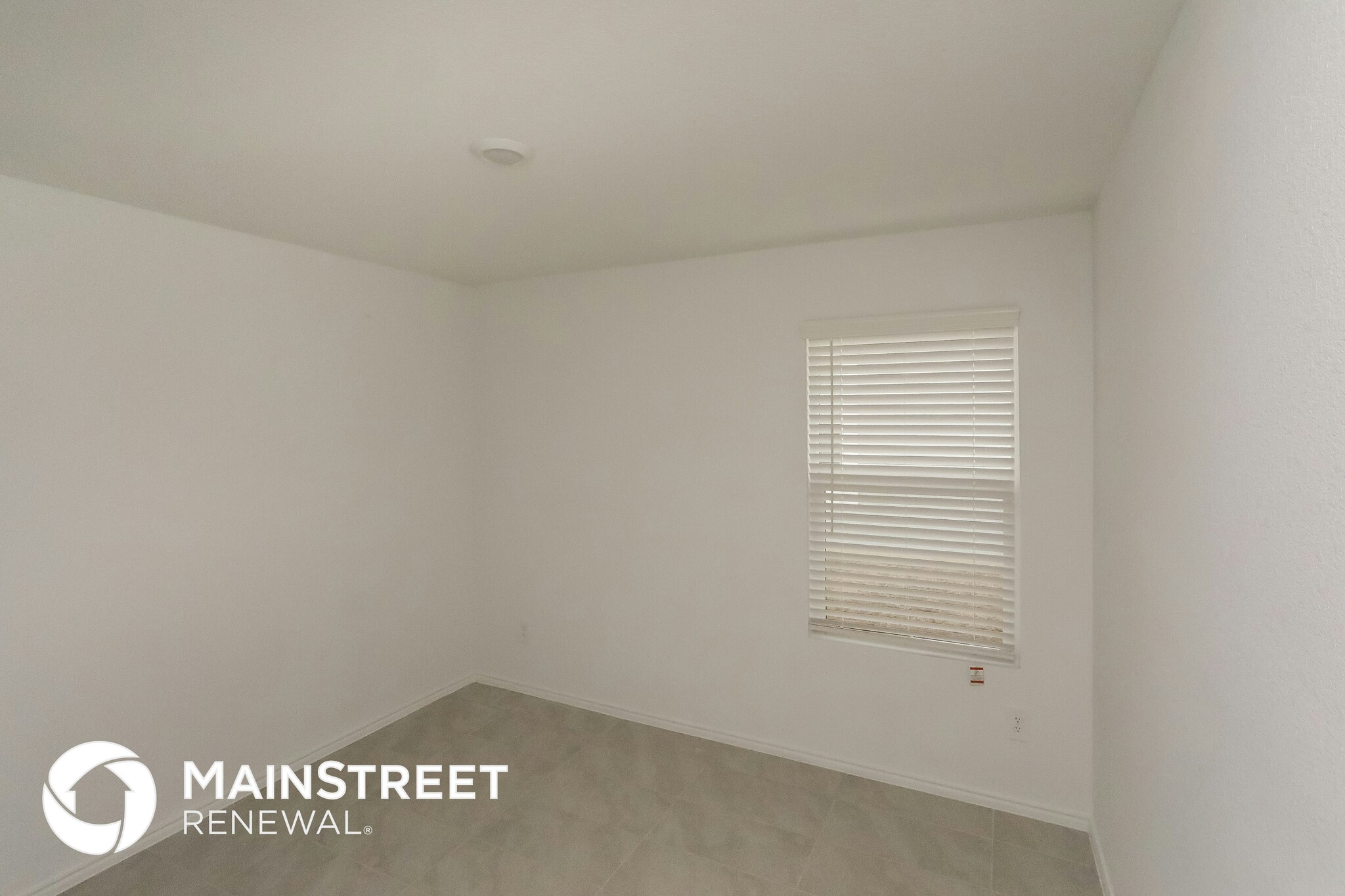 Building Photo - 3157 Crestone Dr