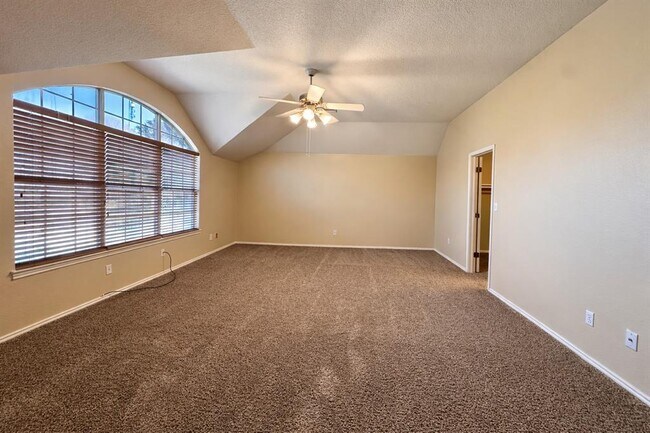 Building Photo - 1612 Chasewood Dr