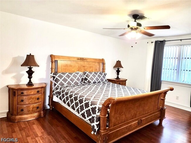 Building Photo - 740 19th St SW