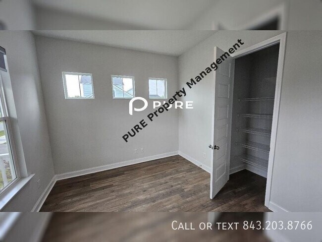 Building Photo - 203 Magnolia Garden Dr