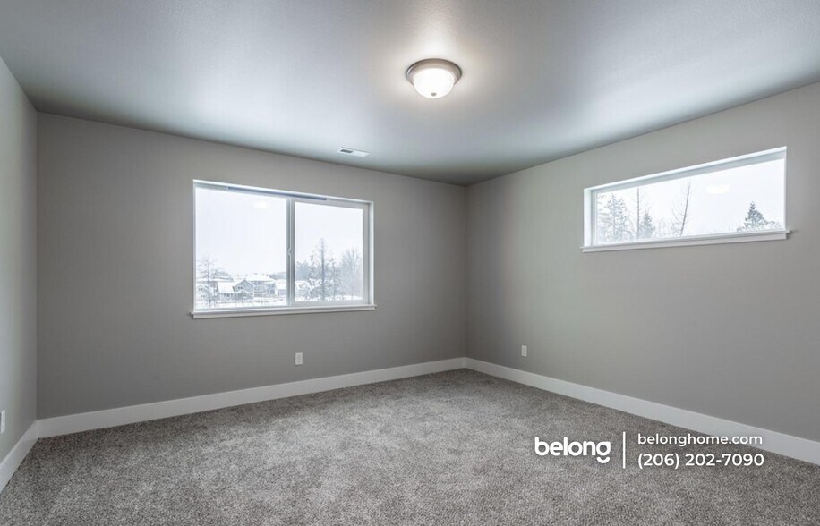 Building Photo - 2716 Chloe Ln