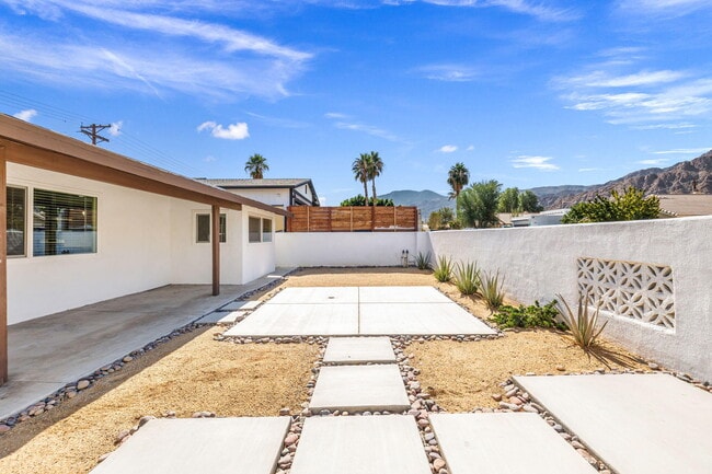 Building Photo - 51480 Avenida Obregon