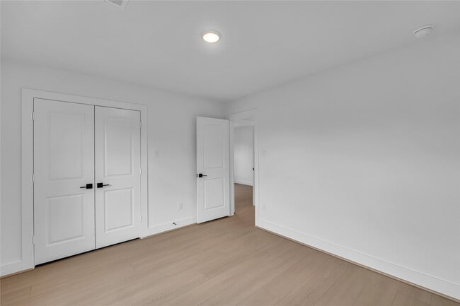 Building Photo - 4320 Avron Dr