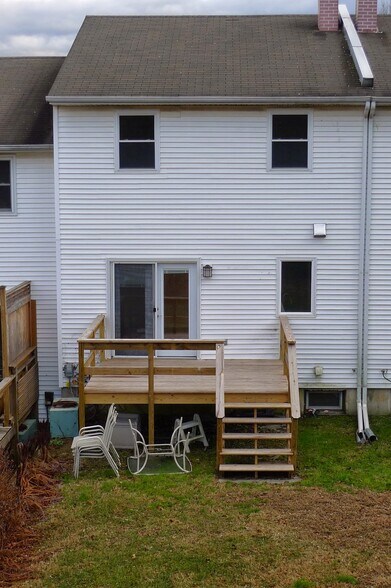 Empty Deck - 555 Coventry Lane