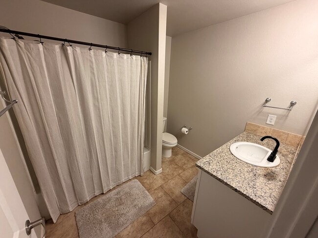 Building Photo - 1109 Wagon Wy.