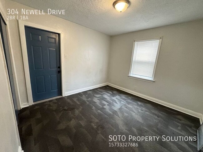 Building Photo - 304 Newell Dr