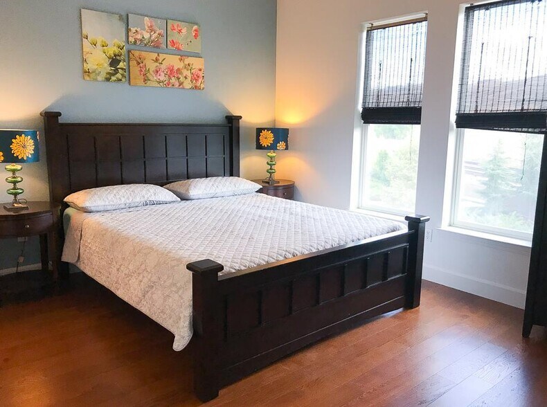 Building Photo - 353 Esfahan Ct