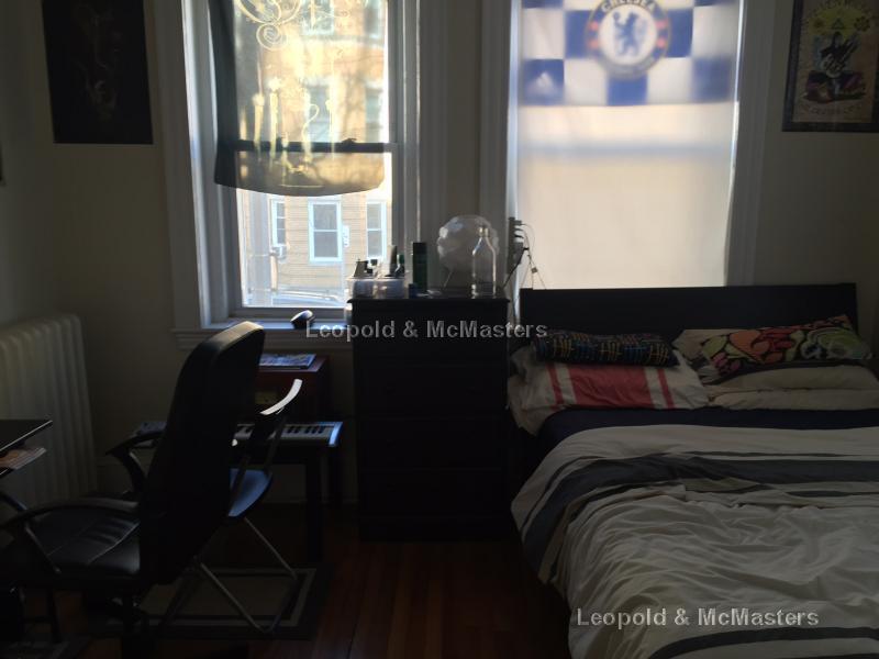 Building Photo - 149 Chiswick Rd