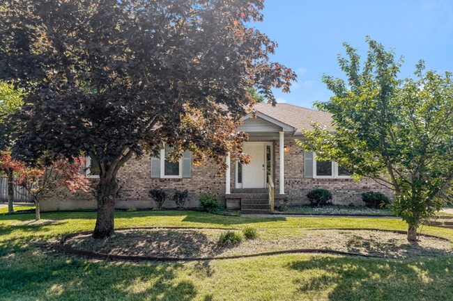 Building Photo - 7017 Field View Ct