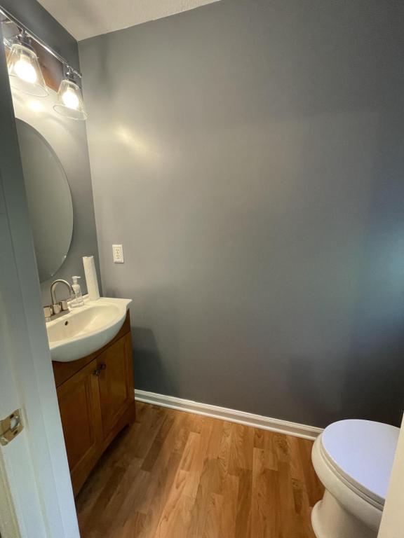 Building Photo - 93 Creekside Dr