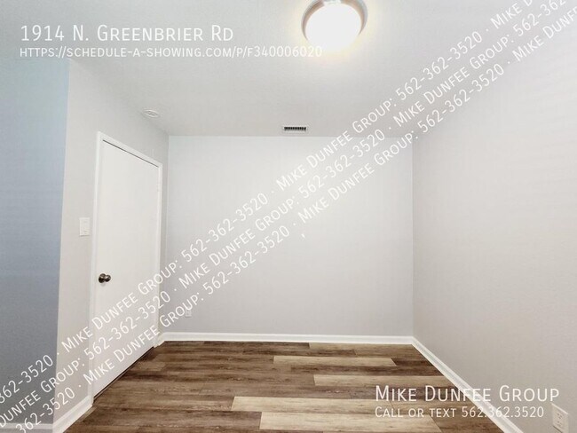 Building Photo - 1914 N Greenbrier Rd