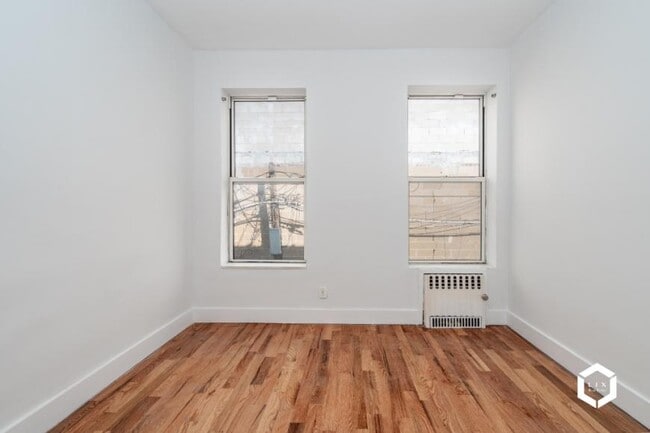 Building Photo - 3 bedroom in BROOKLYN NY 11218