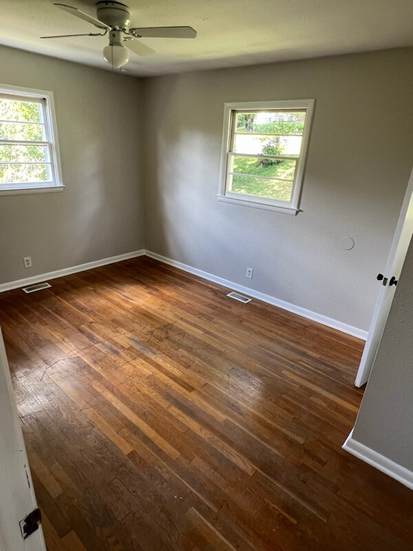 Building Photo - 261 Cheyenne Rd