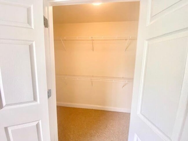 Building Photo - 514 Wingspan Way