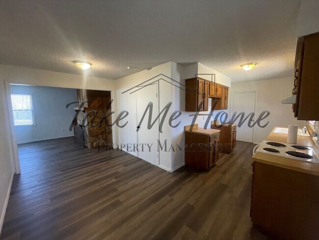 Building Photo - IDEAL LOCATION! 3-Bed, 2-Bath Home with 2-Car Garage in Kickapoo School District!