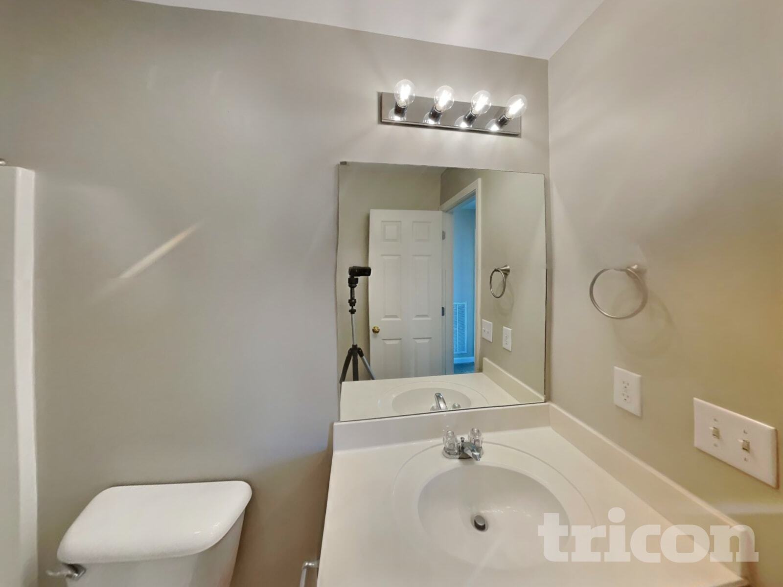 Building Photo - 1307 Creekside Dr