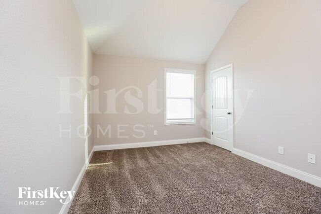 Building Photo - 1238 Catawba Way